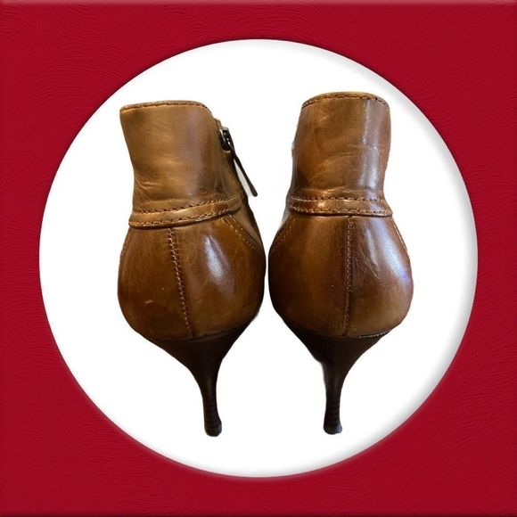 MaxStudio Burnished Leather Peep Toe Booties 8 - Picture 5 of 6